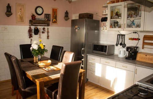 Kehidakustany Apartment | Hajnalka apartmanház
