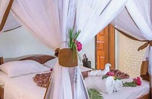 Paje Bed & Breakfast | Hakuna Majiwe Beach Lodge