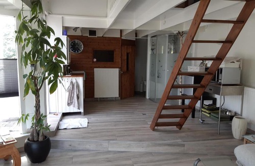 Kiel-Windeweer House | Hakuna Matata Peddelenzo