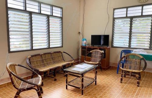 Than To House | Halabala guesthouse chulaborn9
