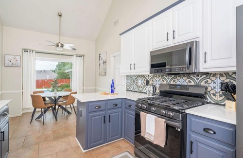 Gunter Afs House | Halcyon Oasis-POOL+Dog Friendly/Close to Eastchase