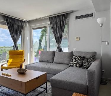 Nea Makri Apartment | HalCyon-On the blue
