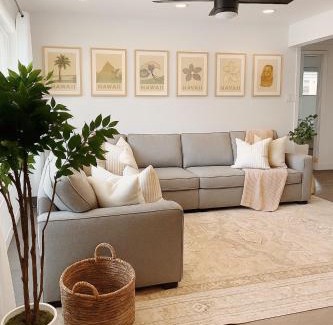 Laie House | Hale Moana Retreat AC Walk to Ocean and Spacious Family Stay