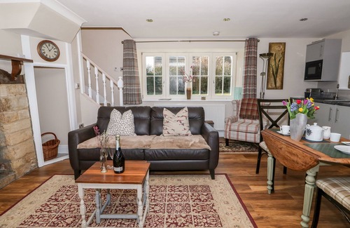 Fotheringhay Cottage | HALF ACRE COTTAGE ANNEXE, family friendly, with open fire in Castor