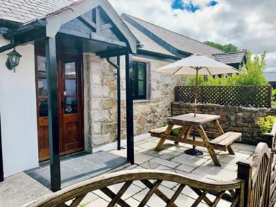 Saint Breward House | Hallagenna Cottages