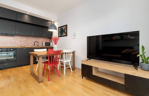 Zaspa Apartment | Hallera 132 | Gdansk | Modern Apartment | Parking | Balcony | SmartTV