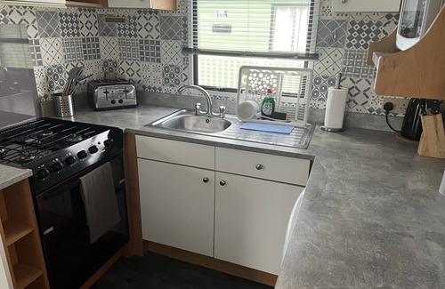 Dyffryn Ardudwy House | Hallies caravan by the sea