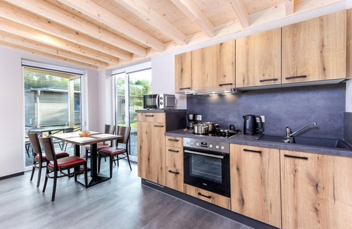 Hallschlag House | Hallschlag Lakeside Bungalow