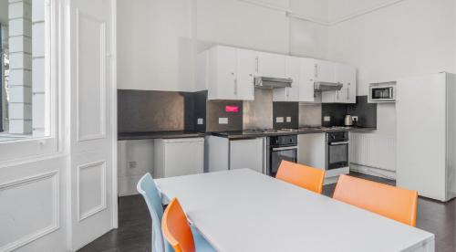South Kensington Hostel | Halpin House (South Kensington)