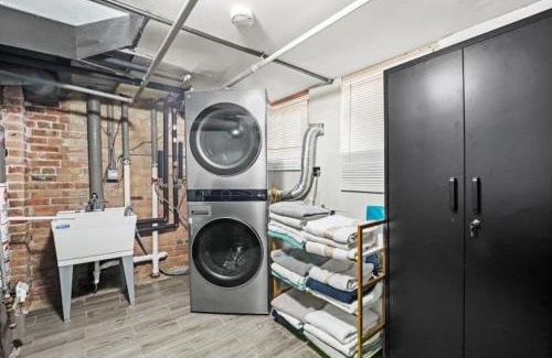 Bronzeville Villa | Hamaline Luxury Guest House