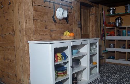 Adelboden House | Hami
