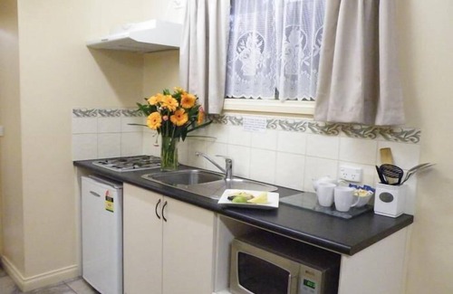 Hamilton House | Hamilton Caravan Park