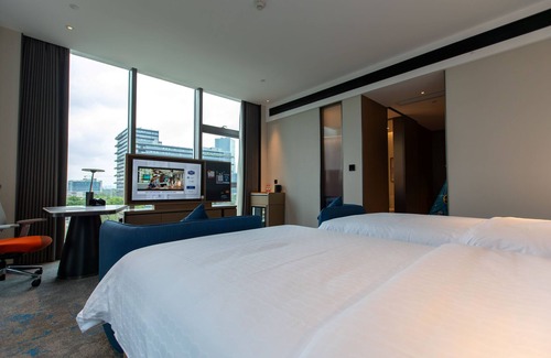 Liaobu Hotel | Hampton by Hilton Dongguan Liaobu Songshan Lake Avenue