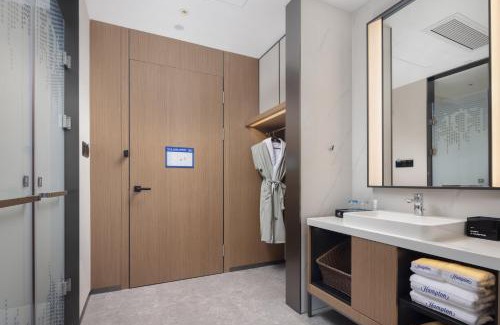 Liaobu Hotel | Hampton by Hilton Dongguan Liaobu Songshan Lake Avenue