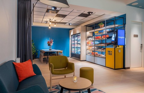 Utrecht Hotel | Hampton by Hilton Utrecht Central Station