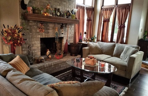 Mount Clemens House | Hampton House