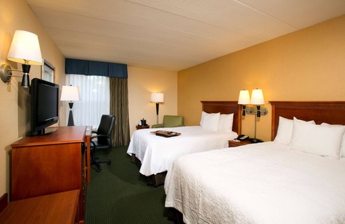 Baileys Crossroads Hotel | Hampton Inn Alexandria/Pentagon South