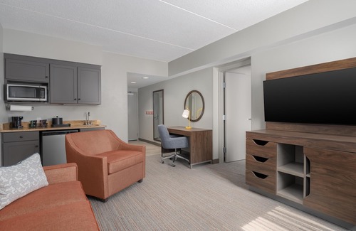 Altoona Hotel | Hampton Inn Altoona