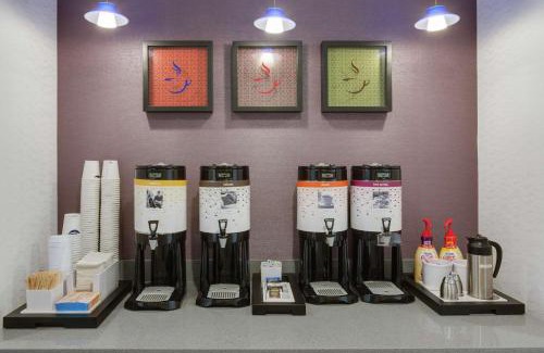 Orange Park Hotel | Hampton Inn and Suites Jacksonville/Orange Park, FL