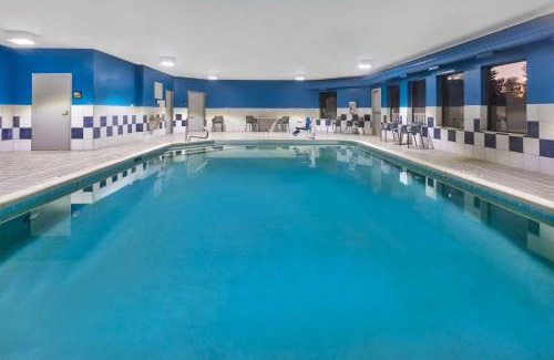 Mount Saint Joseph Hotel | Hampton Inn Cincinnati Airport-North