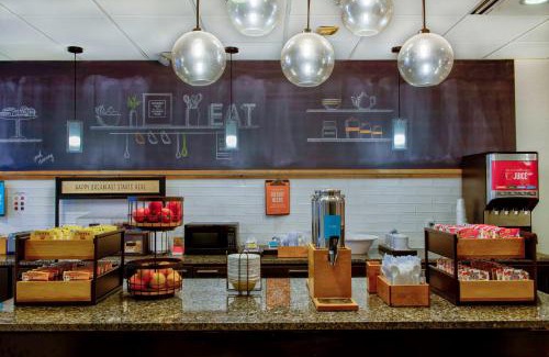 Cortland Hotel | Hampton Inn Cortland