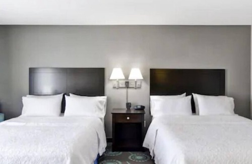 Defiance Hotel | Hampton Inn Defiance