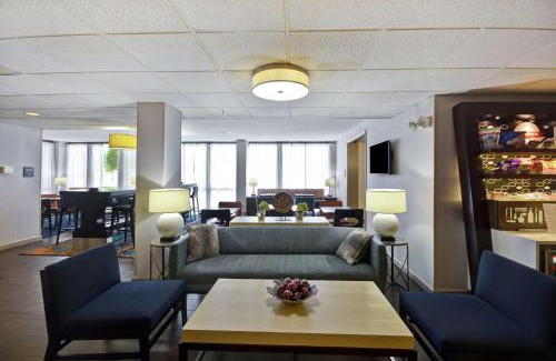 Madison Heights Hotel | Hampton Inn Detroit Madison Heights South Troy