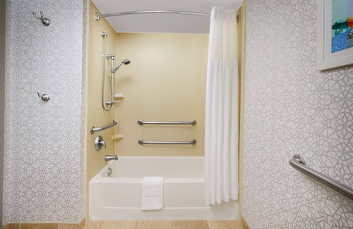 Oakland Park Hotel | Hampton Inn Ft. Lauderdale-Cypress Creek