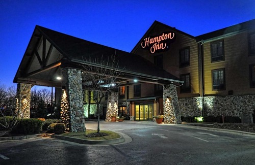 I-435 West KC-KS Hotel | Hampton Inn Kansas City The Legends