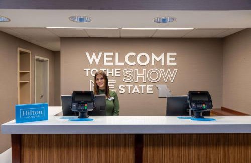 Lee's Summit Hotel | Hampton Inn Kansas City-Lee's Summit