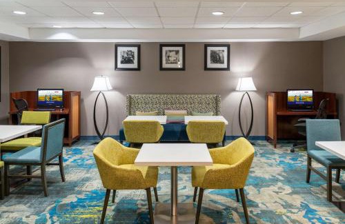 Lee's Summit Hotel | Hampton Inn Kansas City-Lee's Summit