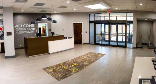 Kinston Hotel | Hampton Inn Kinston
