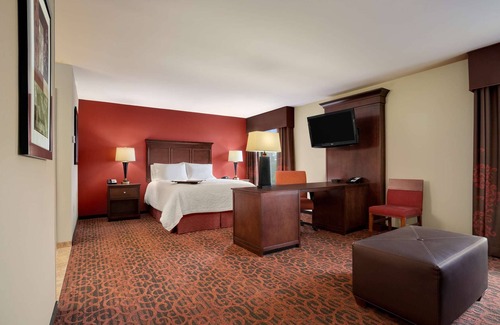 Magnolia Hotel | Hampton Inn Magnolia