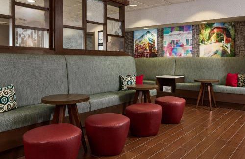 Massillon Hotel | Hampton Inn Massillon