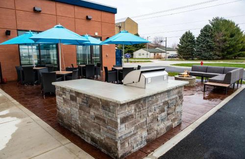 Paris Hotel | Hampton Inn Paris IL, IL