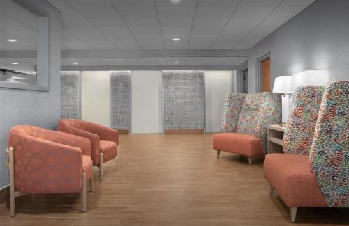 Green Tree Hotel | Hampton Inn Pittsburgh Greentree