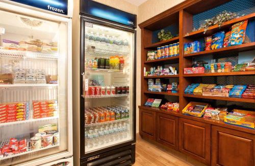 Addison Hotel | Hampton Inn & Suites Addison
