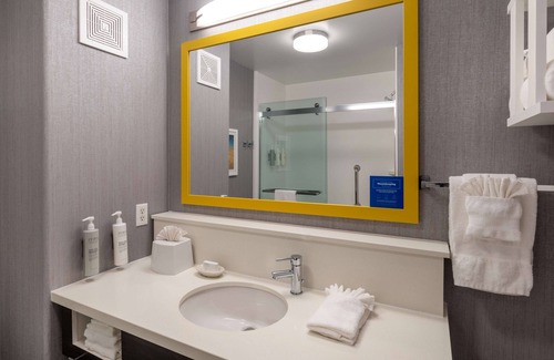 Agoura Hills Hotel | Hampton Inn & Suites Agoura Hills