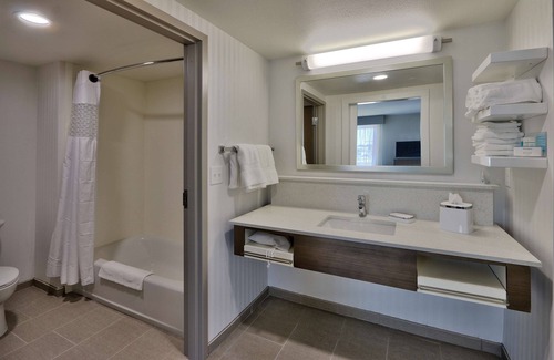 Artesia Hotel | Hampton Inn & Suites Artesia
