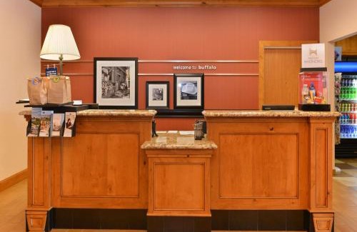 Buffalo Hotel | Hampton Inn & Suites Buffalo