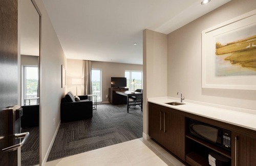 Saint-Romuald Hotel | Hampton Inn & Suites by Hilton Quebec City Levis