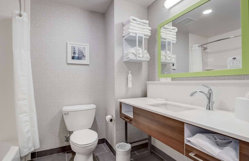 Hyde Park Hotel | Hampton Inn & Suites Cincinnati Midtown Rookwood