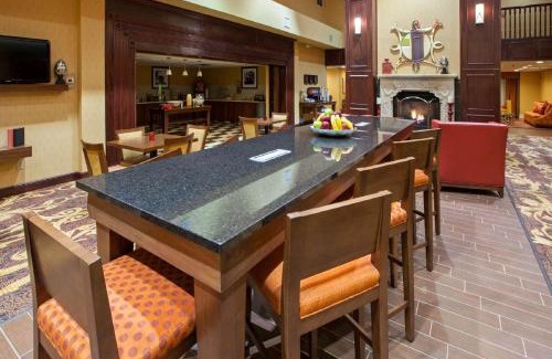 Streetsboro Hotel | Hampton Inn & Suites Cleveland-Southeast-Streetsboro