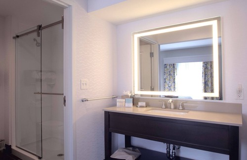 Columbus Hotel | Hampton Inn & Suites Columbus/University Area