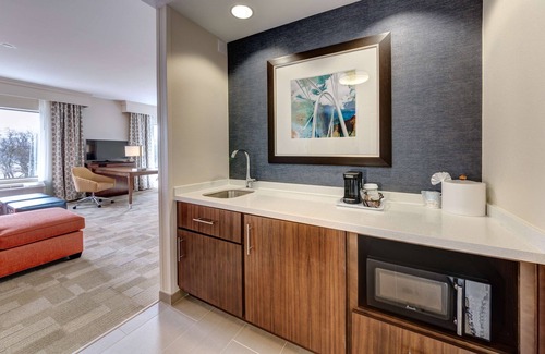 Plano Hotel | Hampton Inn & Suites Dallas/Plano-East