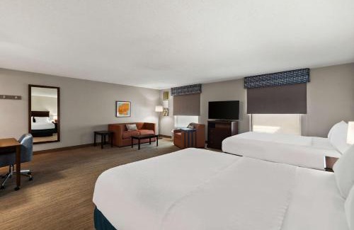 Mount Vernon Hotel | Hampton Inn & Suites Fort Belvoir Alexandria South