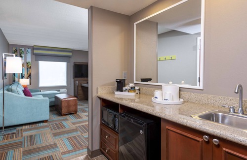 Fort Myers Hotel | Hampton Inn & Suites Fort Myers - Colonial Blvd