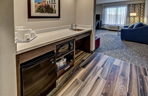 Franklin Hotel | Hampton Inn & Suites Franklin Berry Farms