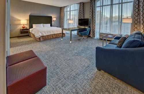 Franklin Hotel | Hampton Inn & Suites Franklin Berry Farms