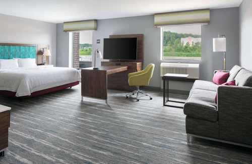Grafton Hotel | Hampton Inn & Suites Grafton